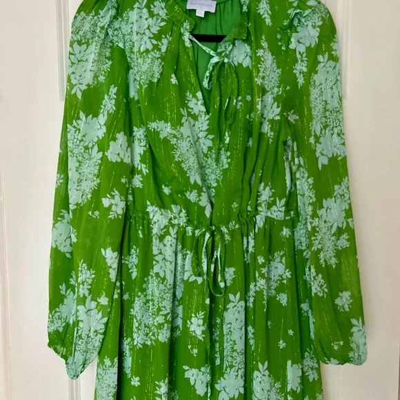 Sugarlips Kelly Green Floral Split Frilled Tie Neck Tiered Long Sleeve Dress - Picture 12 of 16